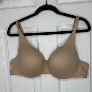SPANX Lined Nude Seamless Bra Sz 42C. Worn once